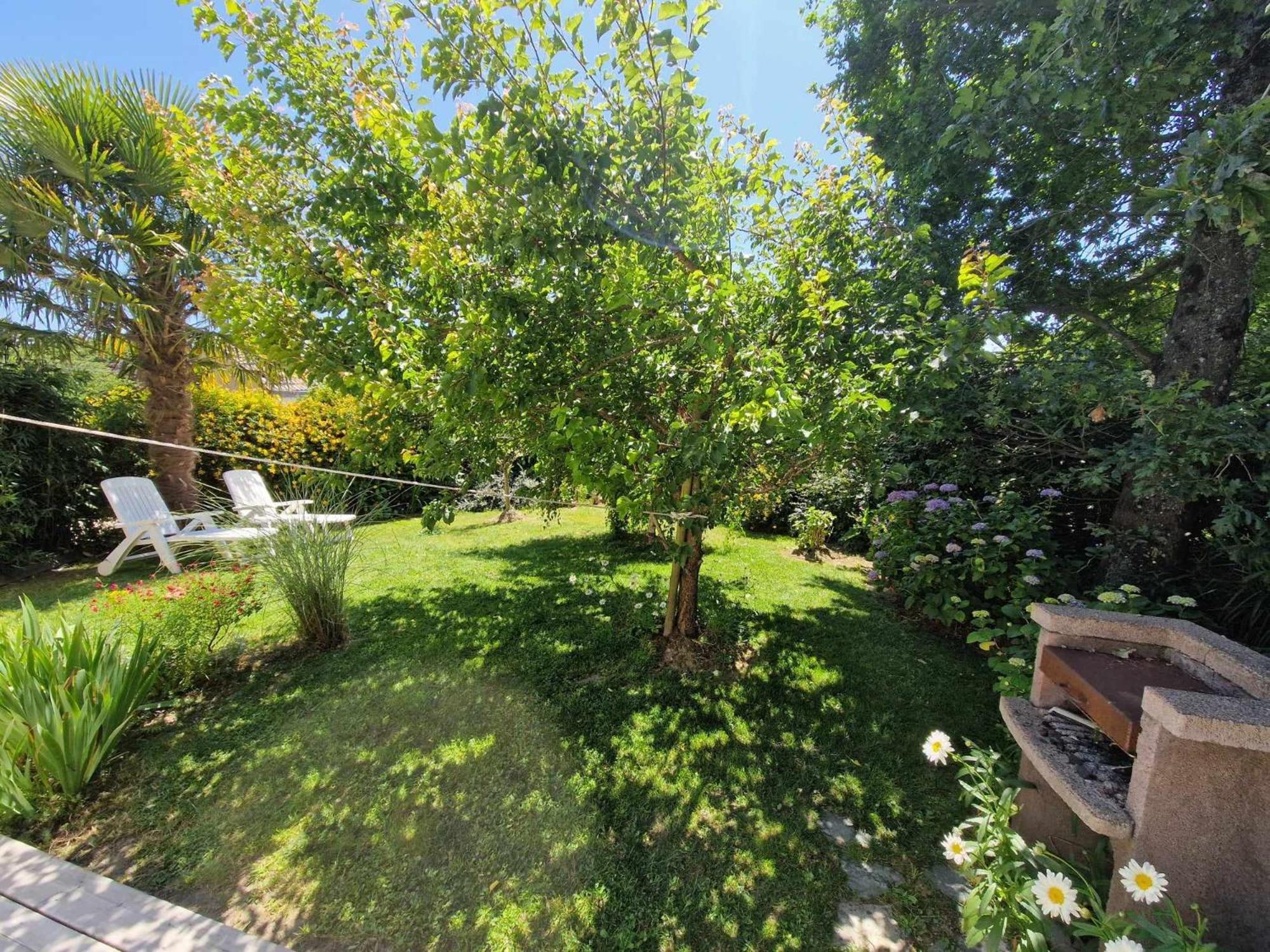 Hameau De La BrelaudièRe Jullouville-les-Pins Buitenkant foto